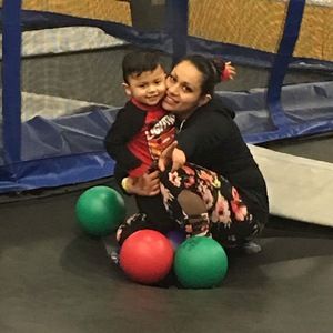 Meet your Posher, Ely